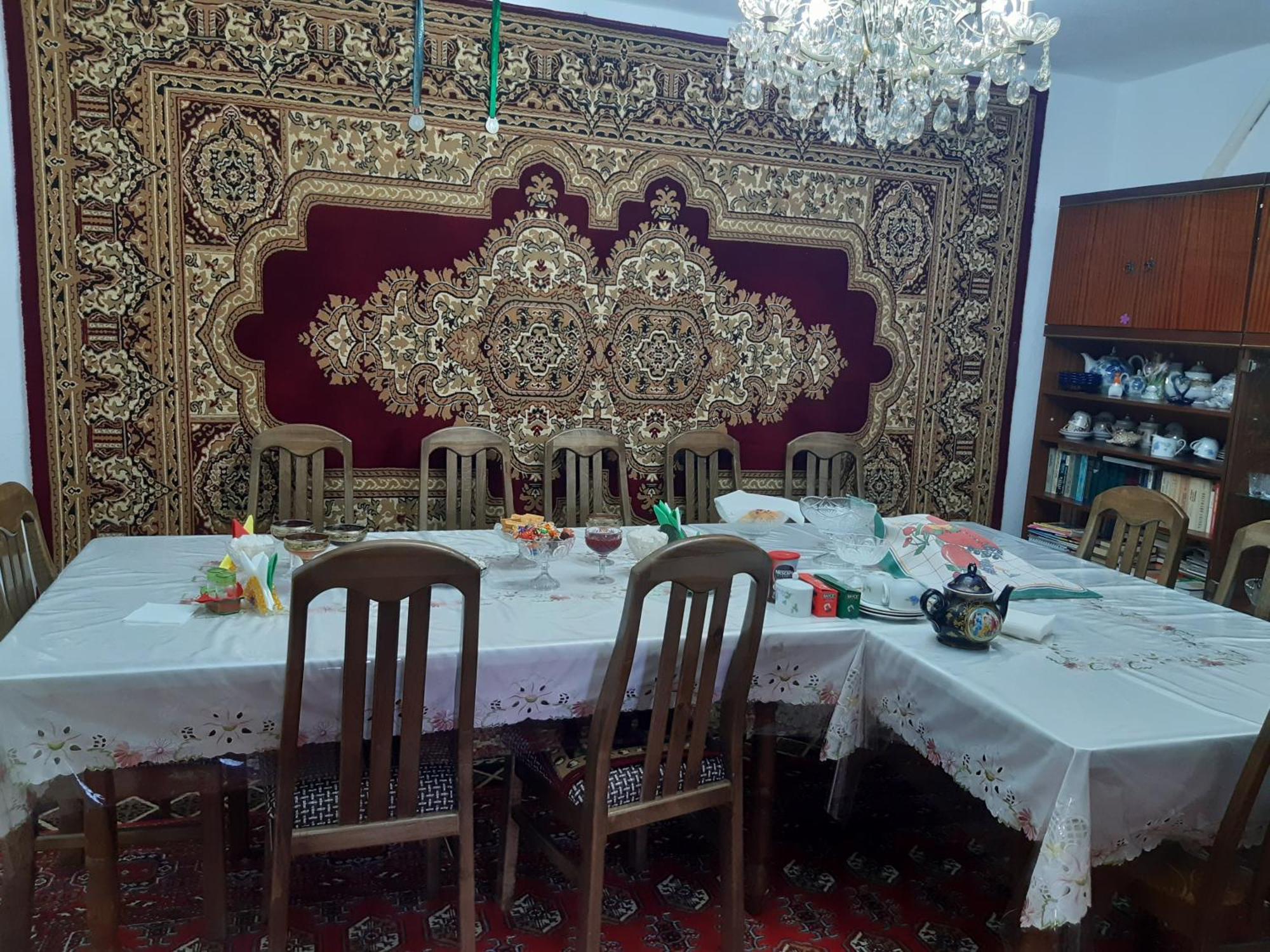 Guest House Lola Kochkor Εξωτερικό φωτογραφία