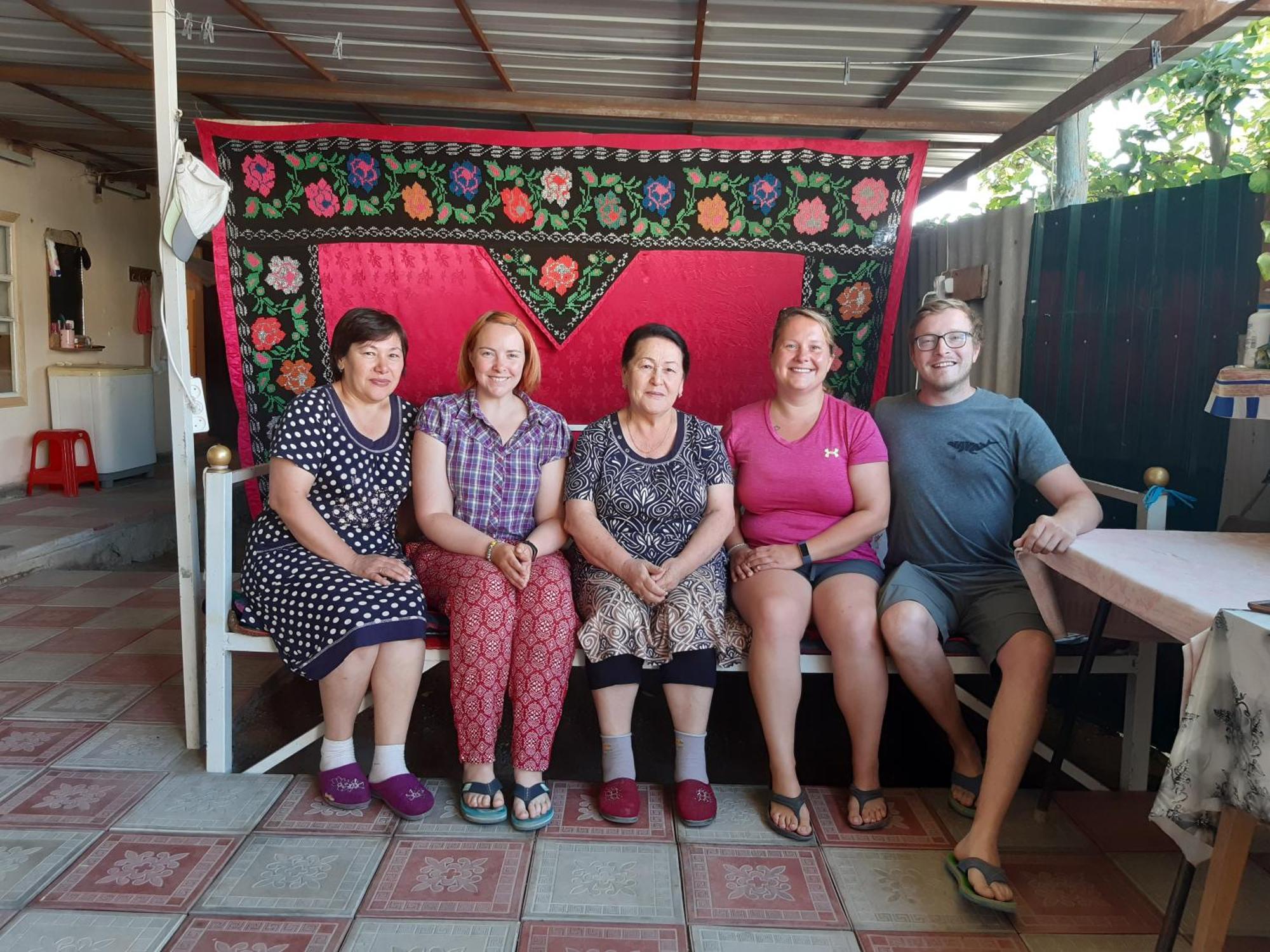 Guest House Lola Kochkor Εξωτερικό φωτογραφία