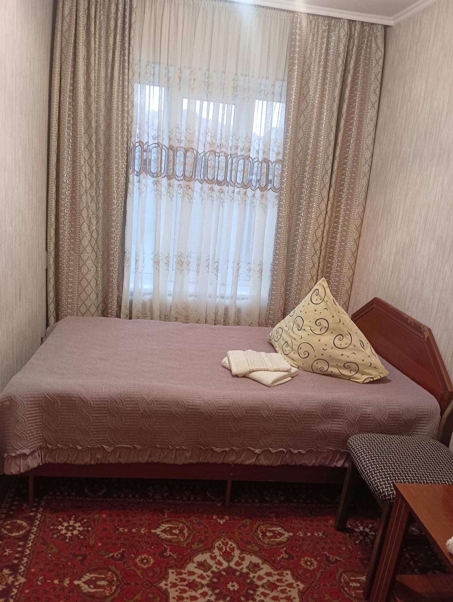 Guest House Lola Kochkor Εξωτερικό φωτογραφία