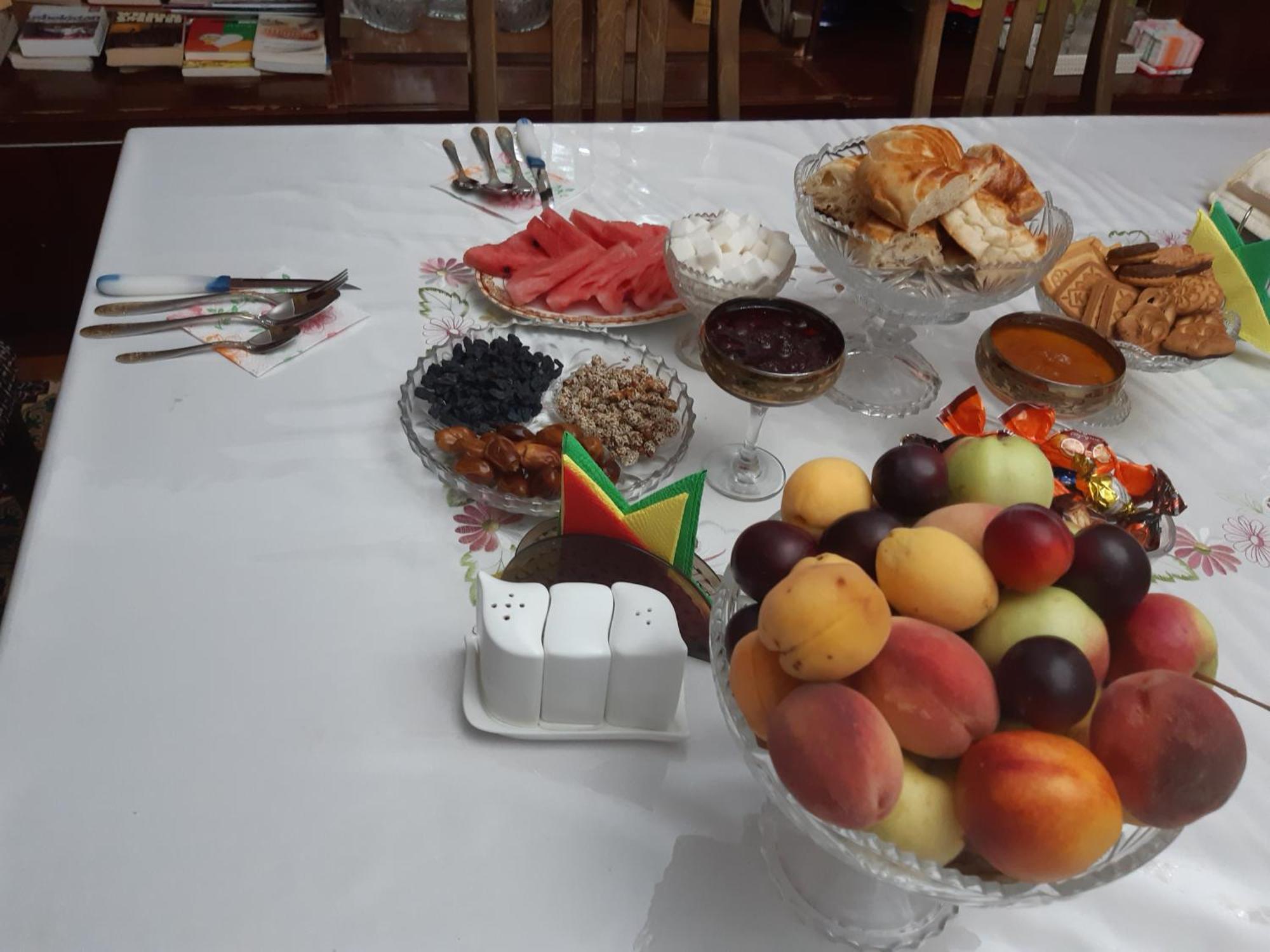 Guest House Lola Kochkor Εξωτερικό φωτογραφία
