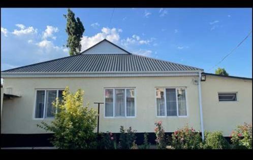 Guest House Lola Kochkor Εξωτερικό φωτογραφία